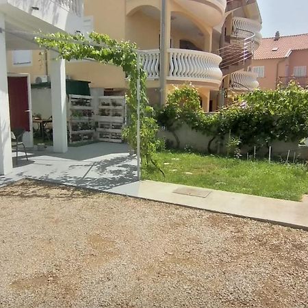 Apartman Ana Apartment Водице Екстериор снимка