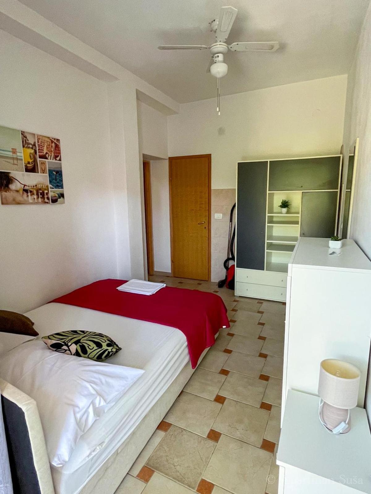 Apartman Ana Apartment Водице Екстериор снимка