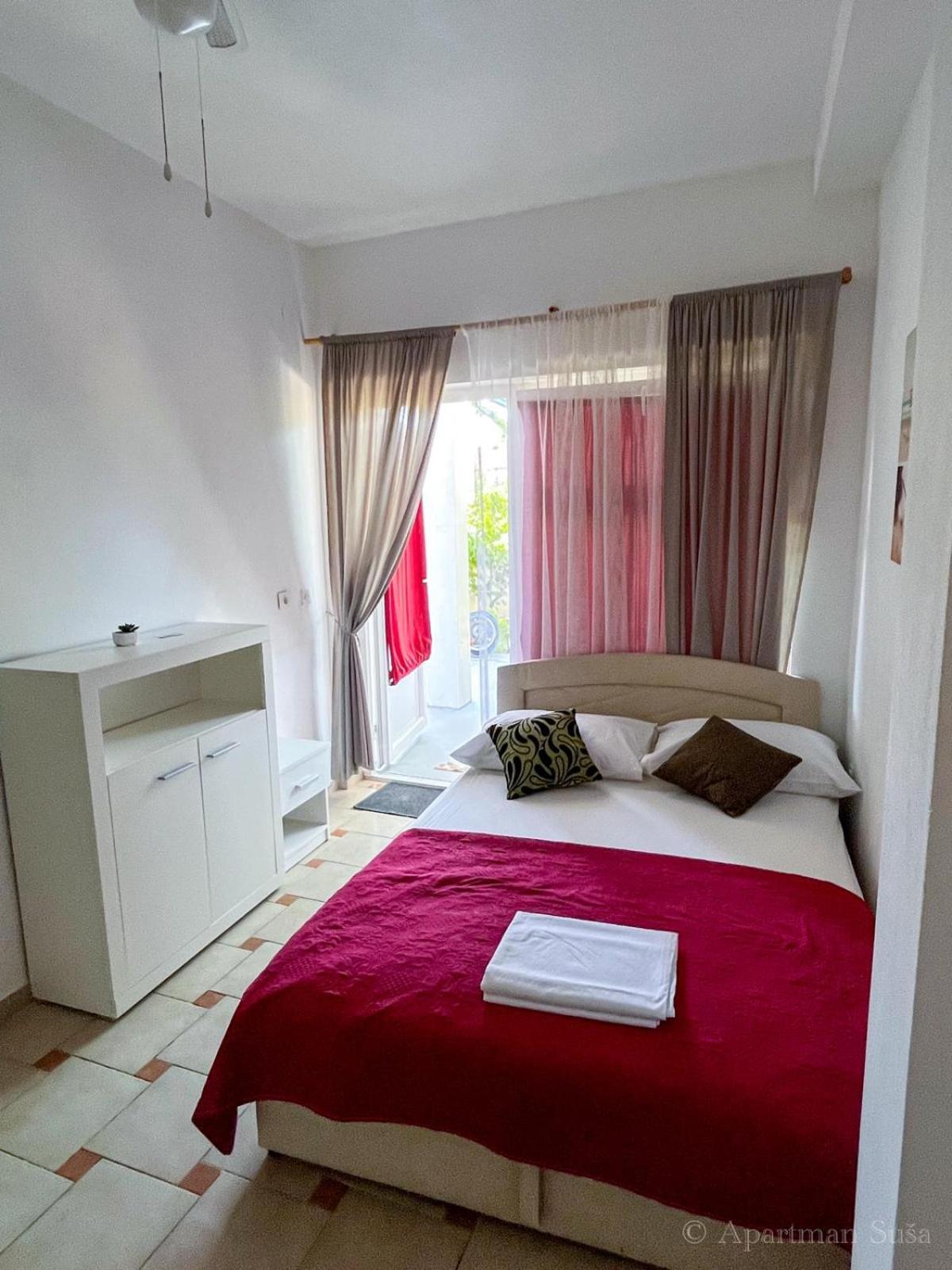 Apartman Ana Apartment Водице Екстериор снимка